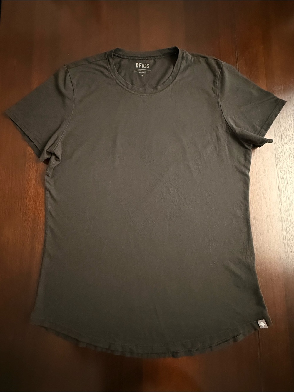 FIGS Men’s Black Short Sleeve Crew Tee